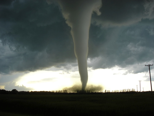 1280px-F5_tornado_Elie_Manitoba_2007 copy.jpg