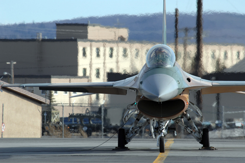 F-16_On_Tarmac.jpg