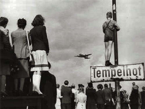 Germans-airlift-1948.jpg