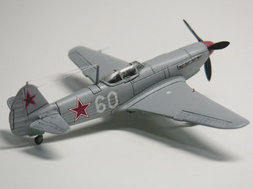 Yak-9T_01.jpg